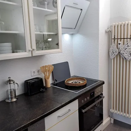 Apartment Burgk59, 3 Bedroom 6 Beds, Tv, Kitchen And Bath