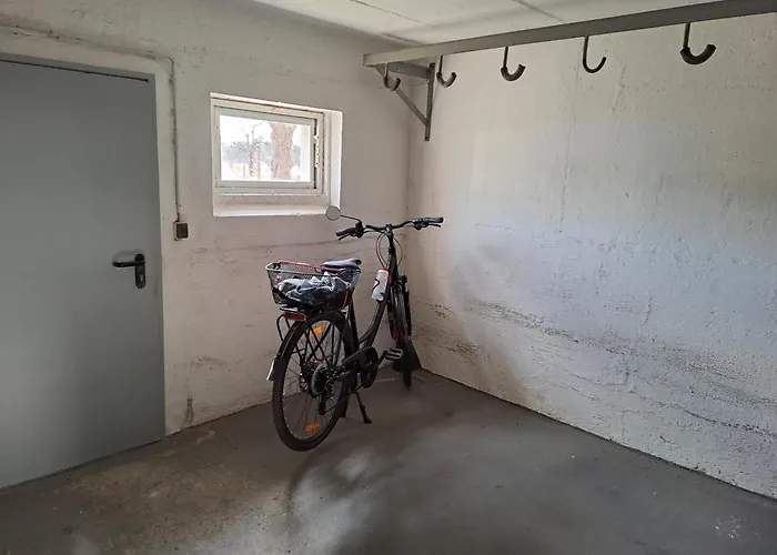 Neueburgk59, App, Kitchen And Bath Apartment